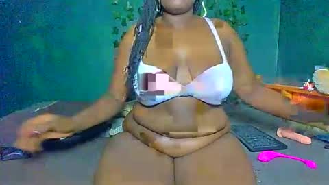 Snapshot of sollybunny chatting on 05-22-26, 03:02 Solly bunny online show from 05-22-26, 03:02