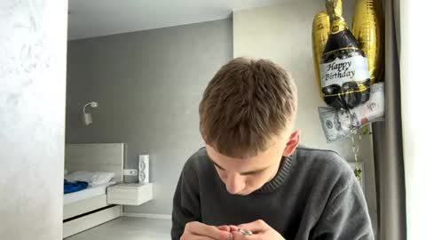 Snapshot of solofury chatting on 05-14-26, 10:11 Jett online show from 05-14-26, 10:11