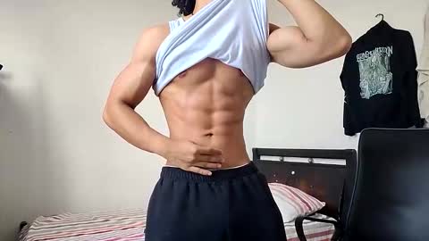 Hi Im Weller Check my Bio  online show from 03-11-26, 09:32