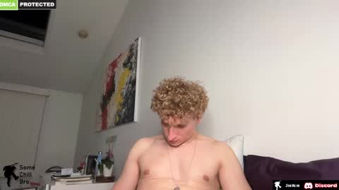 Snapshot of somechillbro chatting on 03-04-25, 04:06 Evan online show from 03-04-25, 04:06