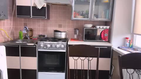 Snapshot of somerfrieler chatting on 12-02-25, 05:35 Hello My name is Jane im new model here and little but shy but curious. online show from 12-02-25, 05:35