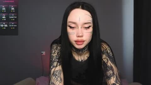 Snapshot of somniya chatting on 05-02-26, 01:38 somniya online show from 05-02-26, 01:38