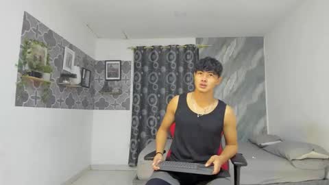 son_hades online show from 03-23-26, 03:32