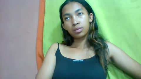 Snapshot of sonia4000 chatting on 07-22-26, 02:42 sonia4000 online show from 07-22-26, 02:42