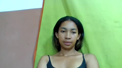 Snapshot of sonia4000 chatting on 07-25-26, 02:20 sonia4000 online show from 07-25-26, 02:20