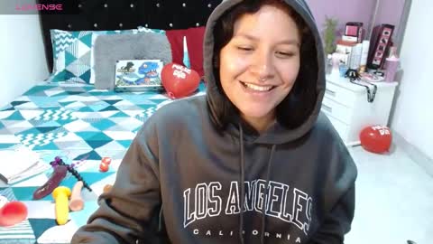 sonialatin69 online show from 02-22-25, 12:40