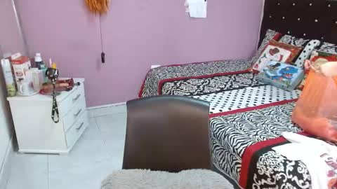 Snapshot of soniaplayass chatting on 01-09-25, 12:52 soniaplayass online show from 01-09-25, 12:52