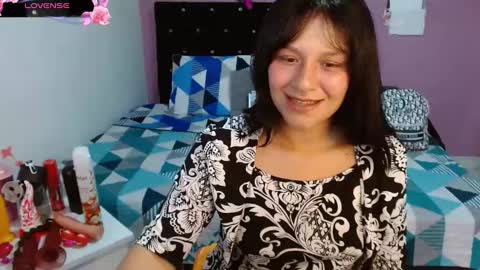 Snapshot of soniaplayass chatting on 02-06-25, 03:31 soniaplayass online show from 02-06-25, 03:31