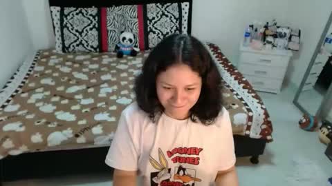 Snapshot of soniaplayboobs chatting on 02-06-26, 04:54 soniaplayboobs online show from 02-06-26, 04:54