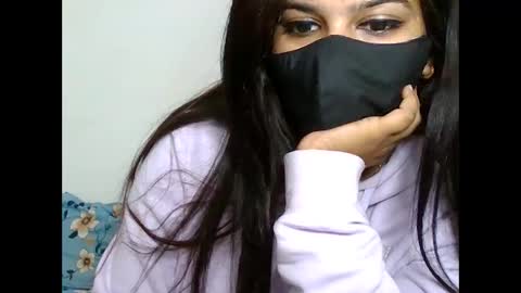 Snapshot of soniashifali4u chatting on 12-12-24, 08:03 soniyashifali4u online show from 12-12-24, 08:03