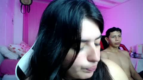 sonic_jess07 online show from 04-10-26, 09:25