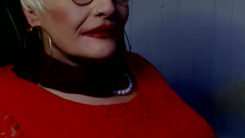 Snapshot of sonjairene chatting on 12-03-24, 05:12 sonjairene online show from 12-03-24, 05:12