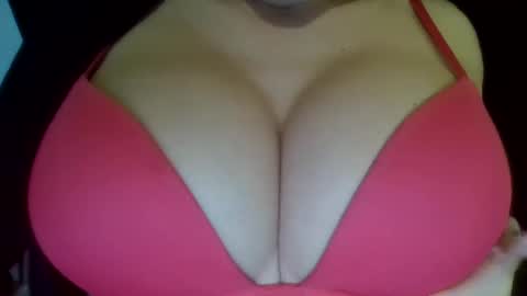 Snapshot of sonnyalee chatting on 02-08-25, 10:29 Sonnya online show from 02-08-25, 10:29