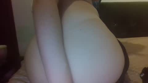Snapshot of sonnyalee chatting on 10-10-25, 04:28 Sonnya online show from 10-10-25, 04:28