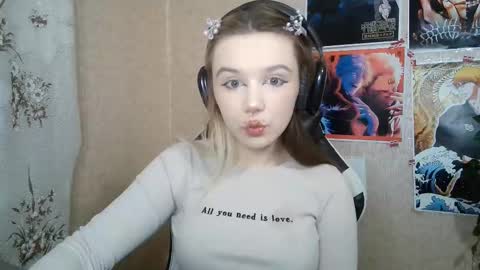 Mila online show from 03-24-26, 05:18