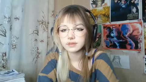 Mila online show from 06-03-26, 03:17