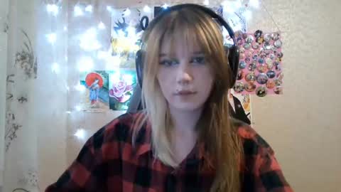 Mila online show from 07-25-26, 03:20