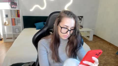 Snapshot of sony_mayy chatting on 10-17-25, 01:31 sony_mayy online show from 10-17-25, 01:31