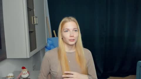 Snapshot of sonyalaviola chatting on 04-16-26, 07:31 Sofia online show from 04-16-26, 07:31