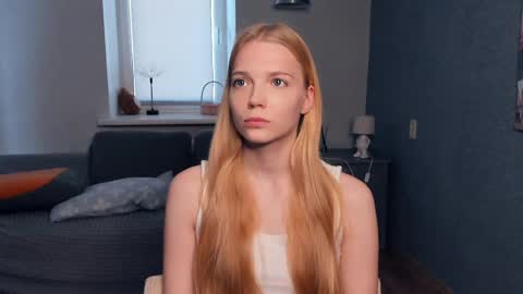 Snapshot of sonyalaviola chatting on 04-22-26, 07:22 Sofia online show from 04-22-26, 07:22