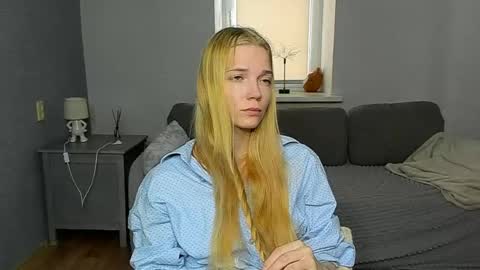 Snapshot of sonyalaviola chatting on 04-29-26, 07:23 Sofia online show from 04-29-26, 07:23
