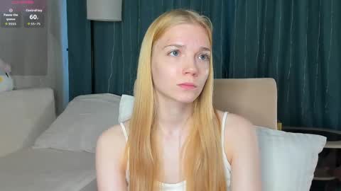Snapshot of sonyalaviola chatting on 05-03-26, 06:30 Sofia online show from 05-03-26, 06:30