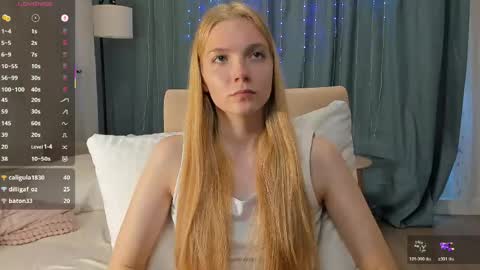 Snapshot of sonyalaviola chatting on 05-16-26, 10:36 Sofia online show from 05-16-26, 10:36