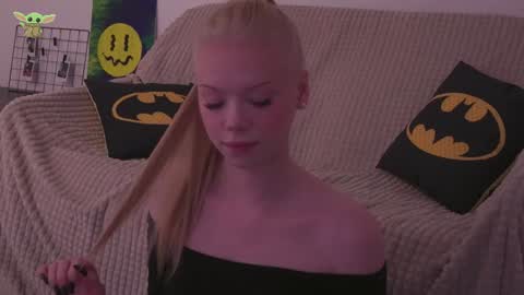 Snapshot of sonyaplush chatting on 12-10-24, 09:11 Sonya  Instagram   Twitter sonyaplushgirl  OnlyFans sonyaplush online show from 12-10-24, 09:11