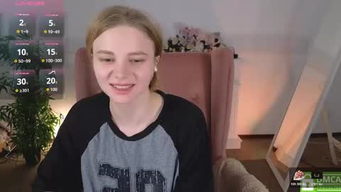 Litta online show from 05-18-26, 04:07