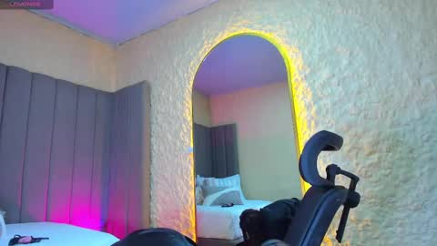 sophi_cooper29 online show from 11-12-25, 11:14