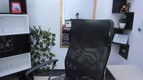 Snapshot of sophi_hardd chatting on 02-06-26, 01:58 sophi_hardd online show from 02-06-26, 01:58