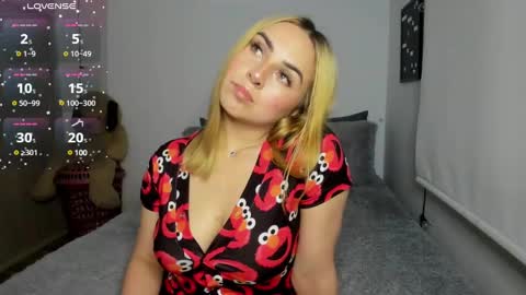 Sofi online show from 02-25-25, 04:14