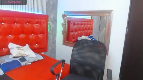 sophia__sweet1 online show from 11-17-25, 01:33