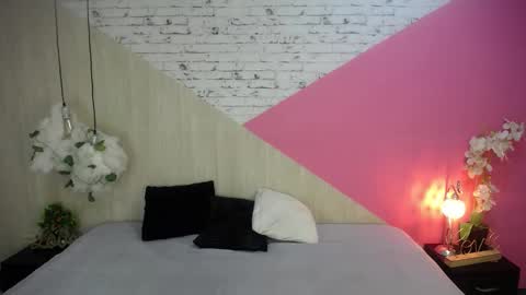 sophia_brunette21 online show from 11-30-25, 11:14