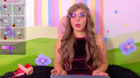 Soph online show from 04-25-26, 03:31