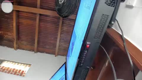 Snapshot of sophia_greey_ chatting on 07-30-26, 05:56 Shopia online show from 07-30-26, 05:56