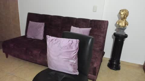 sophia CM online show from 01-30-25, 11:24