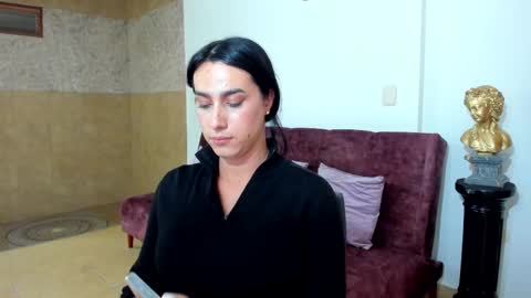 sophia CM online show from 02-18-25, 03:31