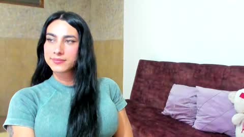 sophia CM online show from 02-27-25, 03:14