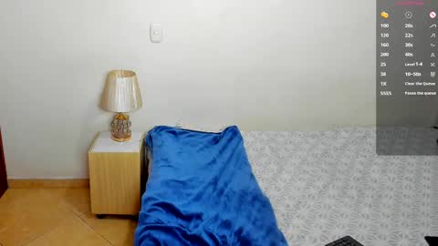 sophia CM online show from 09-12-25, 04:01