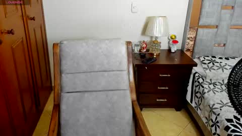 sophia CM online show from 10-04-25, 12:30