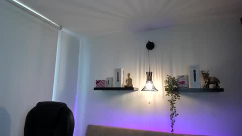 sophia_miller4 online show from 03-17-26, 08:23