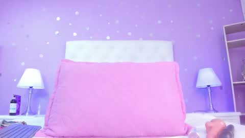 Sophia  online show from 01-15-26, 07:50