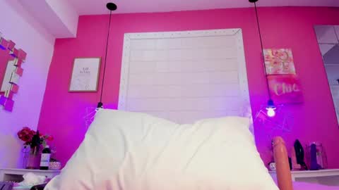 Sophia  online show from 07-15-26, 08:47