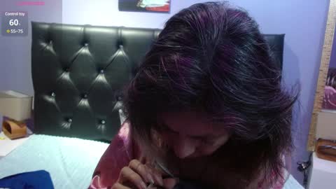 Snapshot of sophia_ny chatting on 12-20-24, 02:30 SOPHIA online show from 12-20-24, 02:30