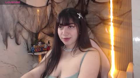 Sophia online show from 10-14-25, 02:29