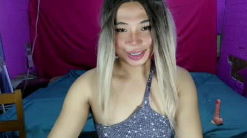 Snapshot of sophia_the_great2026 chatting on 06-23-26, 01:03 sophia_the_great2026 online show from 06-23-26, 01:03