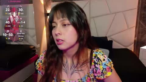 Snapshot of sophiaa_7 chatting on 10-29-25, 11:45 Sophi online show from 10-29-25, 11:45