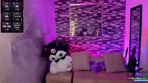 Snapshot of sophiaa_cherry chatting on 09-22-25, 09:17 Sophia online show from 09-22-25, 09:17