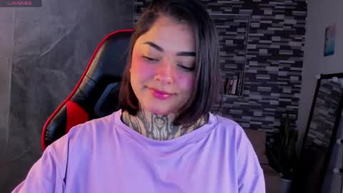 Snapshot of sophiaa_cherry chatting on 04-19-26, 06:07 Sophia online show from 04-19-26, 06:07